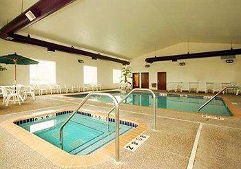 Crossings By Grandstay Inn & Suites Becker Экстерьер фото