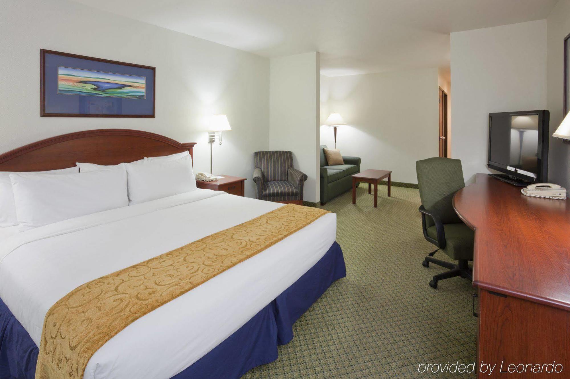 Crossings By Grandstay Inn & Suites Becker Экстерьер фото